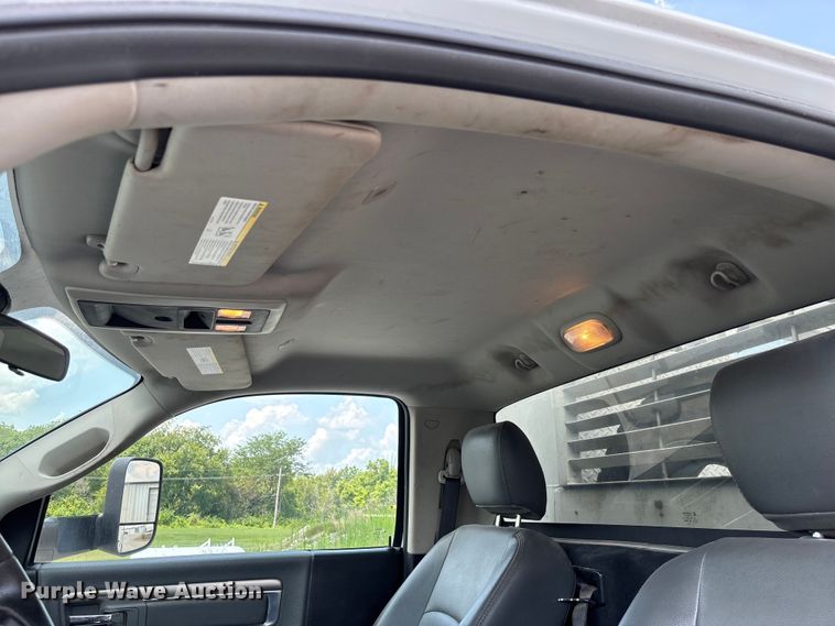 image for item FC1902 2017 RAM 5500 utility / service truck