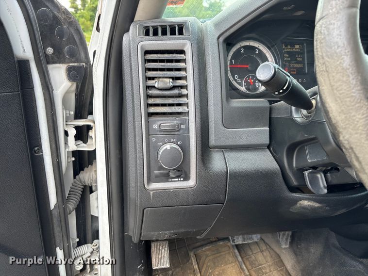 image for item FC1902 2017 RAM 5500 utility / service truck