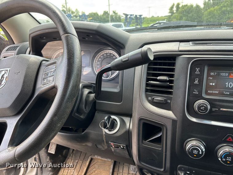 image for item FC1902 2017 RAM 5500 utility / service truck