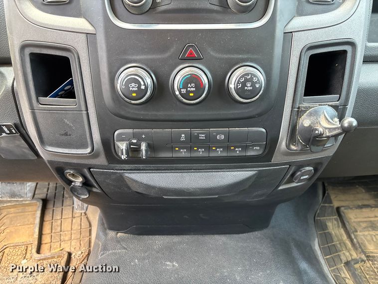 image for item FC1902 2017 RAM 5500 utility / service truck