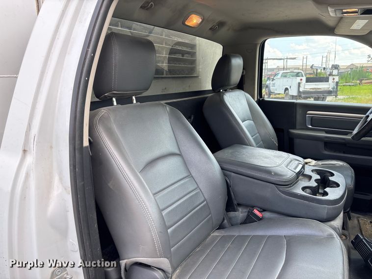 image for item FC1902 2017 RAM 5500 utility / service truck