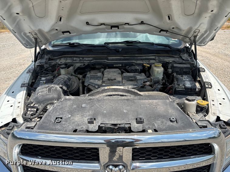 image for item FC1902 2017 RAM 5500 utility / service truck