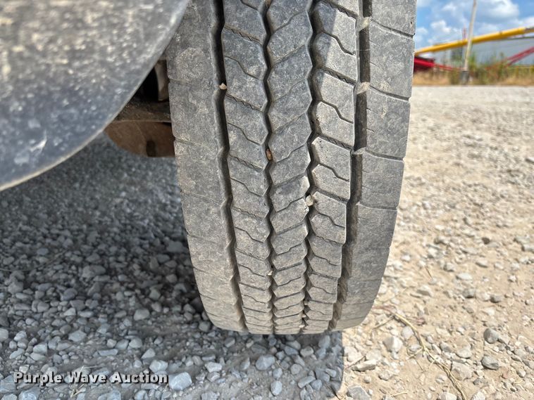 image for item FC1902 2017 RAM 5500 utility / service truck