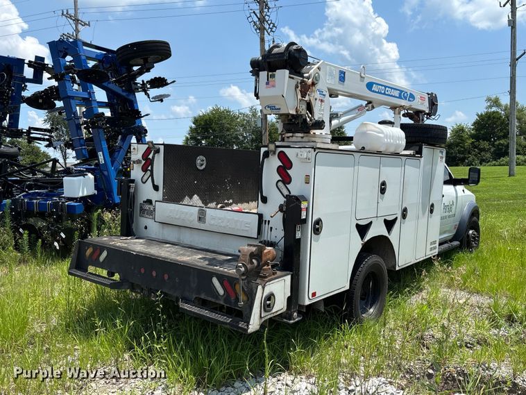 image for item FC1903 2015 RAM 5500 utility / service truck