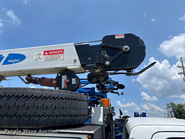 image for item FC1903 2015 RAM 5500 utility / service truck
