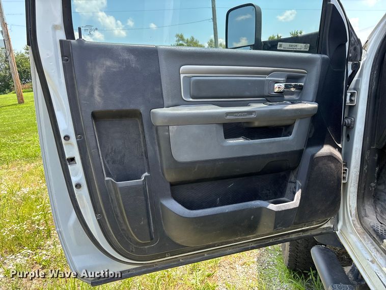 image for item FC1903 2015 RAM 5500 utility / service truck