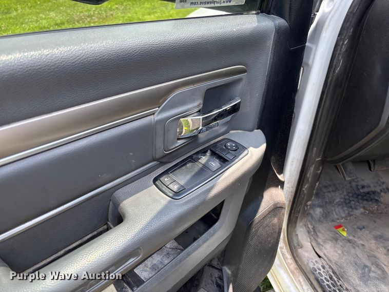 image for item FC1903 2015 RAM 5500 utility / service truck