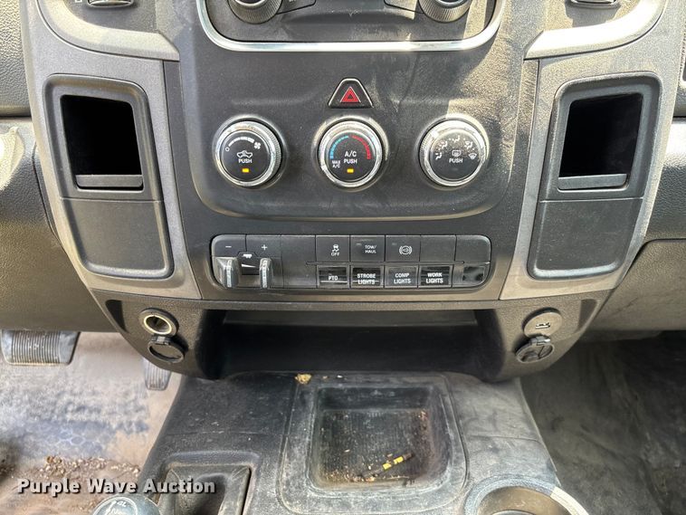 image for item FC1903 2015 RAM 5500 utility / service truck