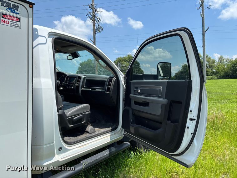 image for item FC1903 2015 RAM 5500 utility / service truck