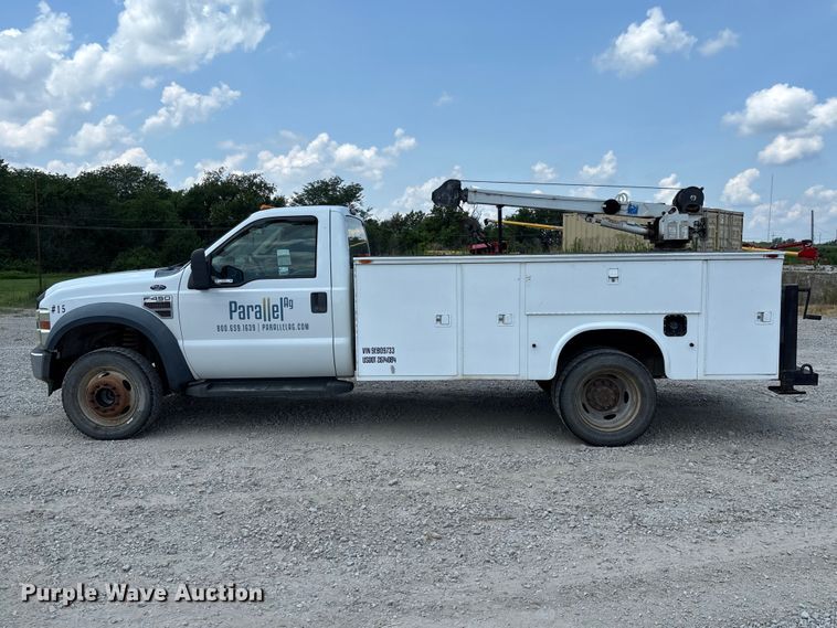 image for item FC1904 2009 Ford F450 Super Duty utility / service truck