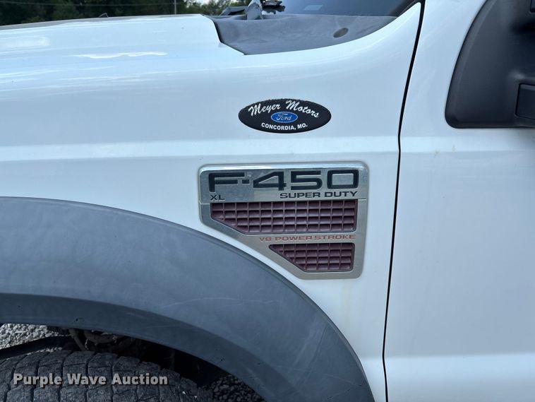 image for item FC1904 2009 Ford F450 Super Duty utility / service truck