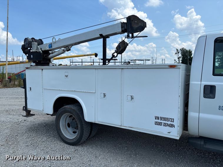 image for item FC1904 2009 Ford F450 Super Duty utility / service truck