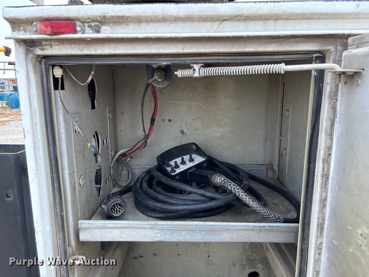 image for item FC1904 2009 Ford F450 Super Duty utility / service truck