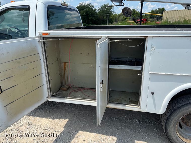 image for item FC1904 2009 Ford F450 Super Duty utility / service truck