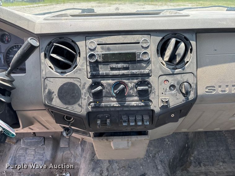 image for item FC1904 2009 Ford F450 Super Duty utility / service truck