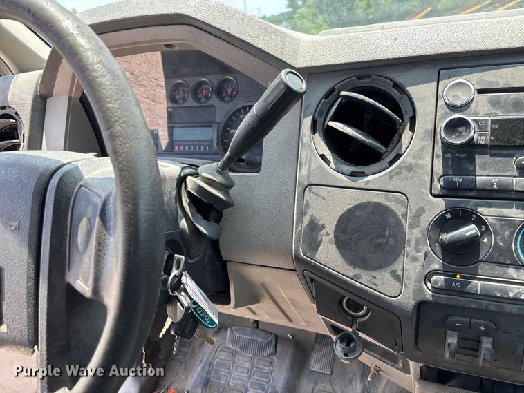 image for item FC1904 2009 Ford F450 Super Duty utility / service truck