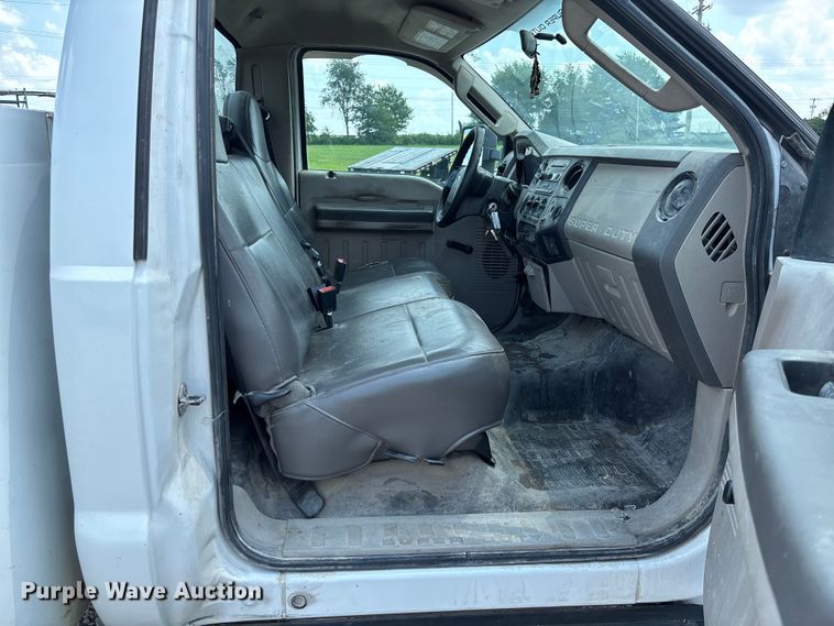 image for item FC1904 2009 Ford F450 Super Duty utility / service truck