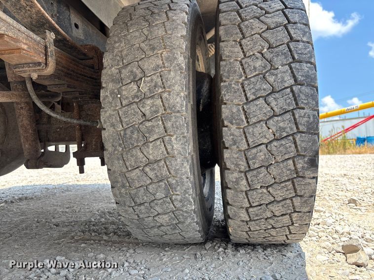 image for item FC1904 2009 Ford F450 Super Duty utility / service truck