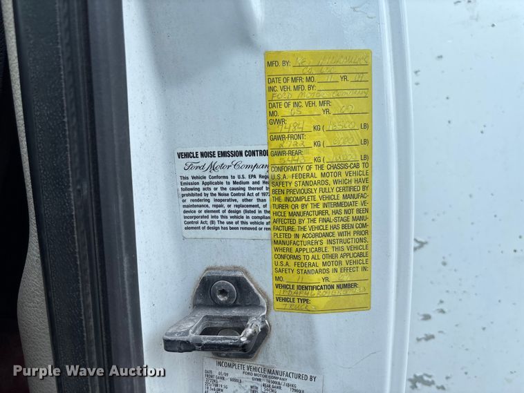 image for item FC1904 2009 Ford F450 Super Duty utility / service truck