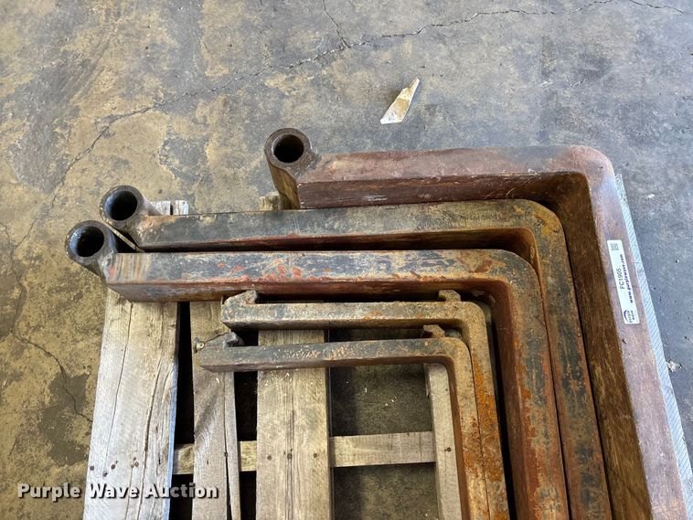 image for item FC1905 (3) sets of forks