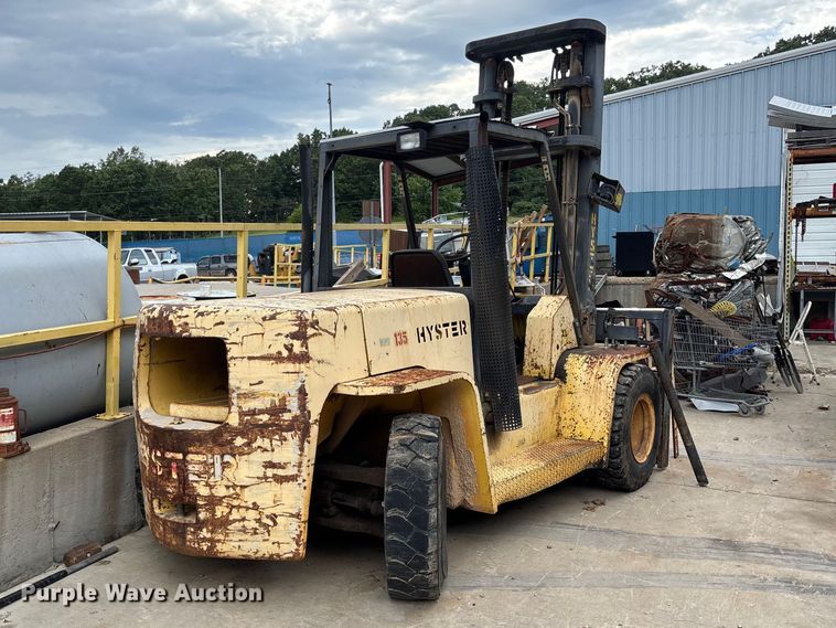 image for item FC1908 Hyster H135XL forklift