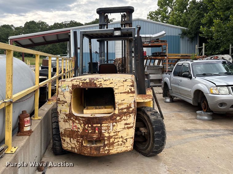 image for item FC1908 Hyster H135XL forklift