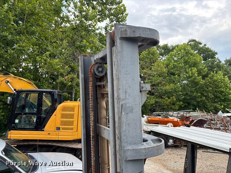image for item FC1908 Hyster H135XL forklift