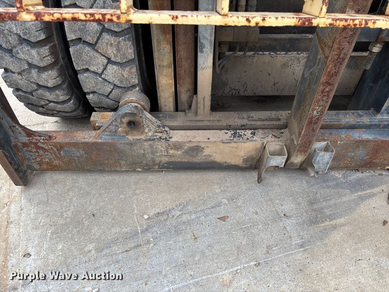 image for item FC1908 Hyster H135XL forklift
