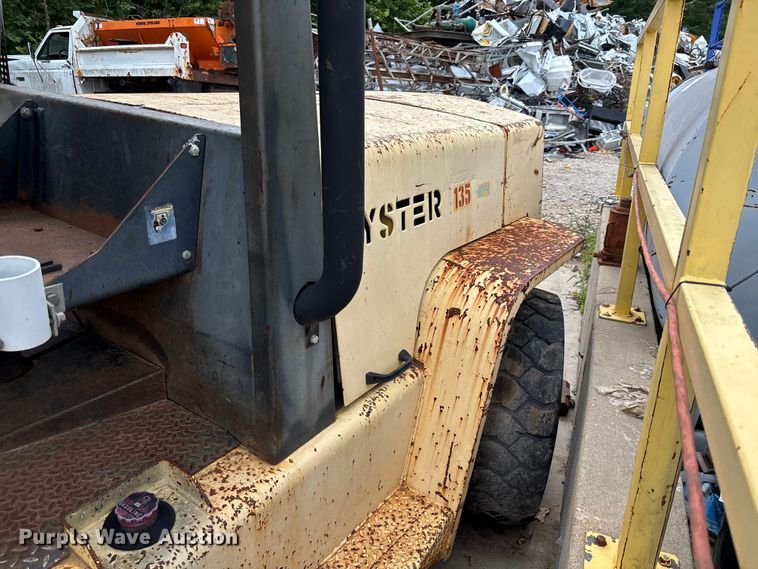 image for item FC1908 Hyster H135XL forklift