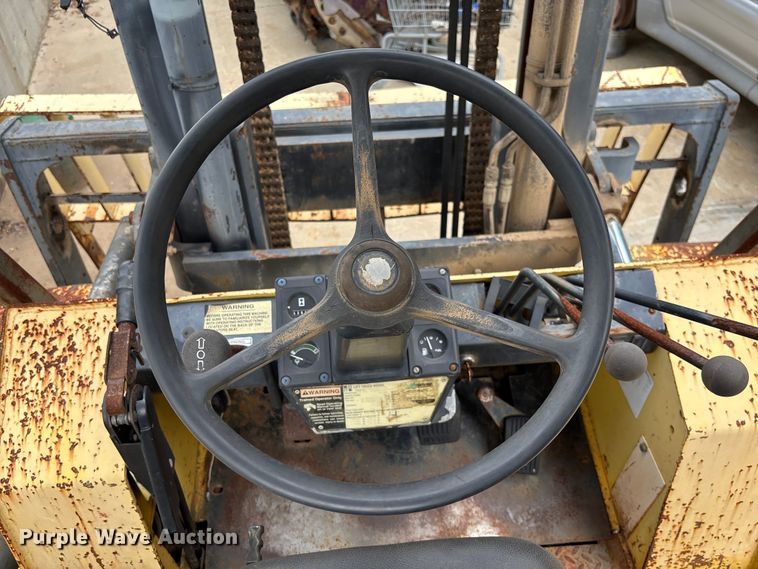 image for item FC1908 Hyster H135XL forklift