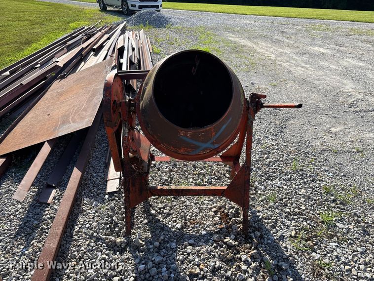 image for item FC1945 concrete mixer