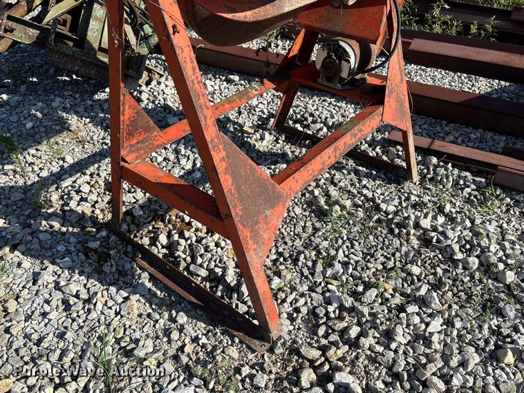 image for item FC1945 concrete mixer