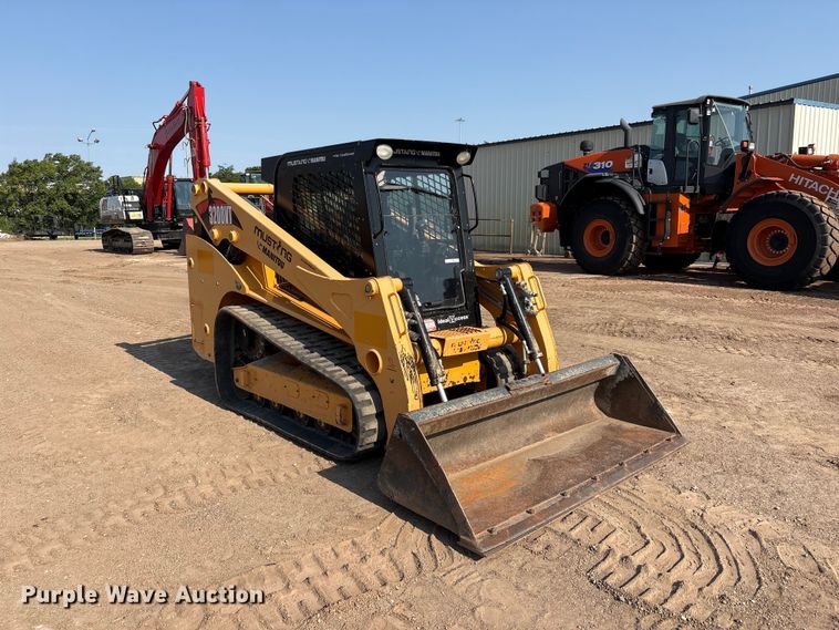 image for item FC2506 2021 Mustang by manitou 3200VT tracked skid steer loader