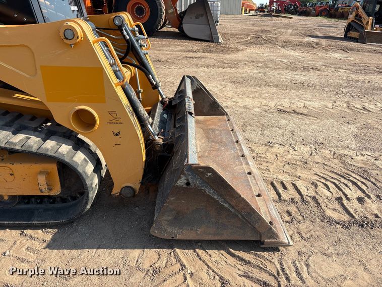 image for item FC2506 2021 Mustang by manitou 3200VT tracked skid steer loader