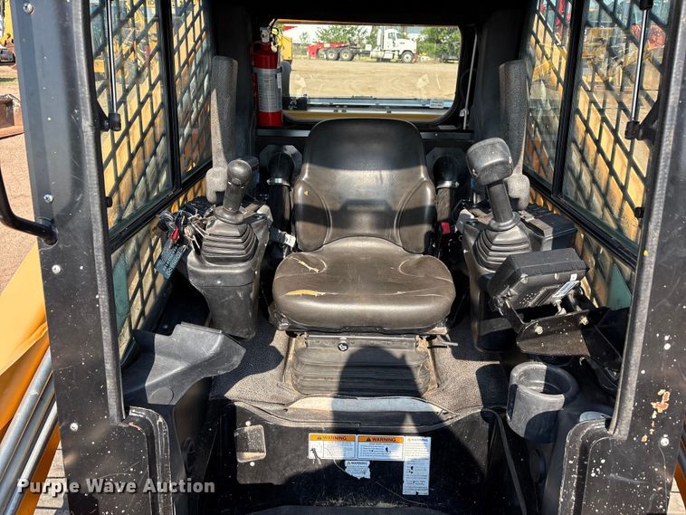 image for item FC2506 2021 Mustang by manitou 3200VT tracked skid steer loader