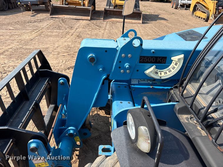image for item FC2508 2017 Genie GTH-2506 telehandler