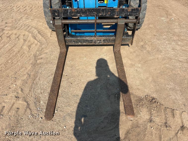 image for item FC2508 2017 Genie GTH-2506 telehandler