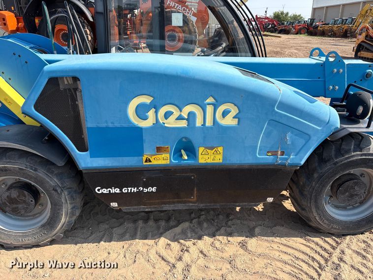 image for item FC2508 2017 Genie GTH-2506 telehandler