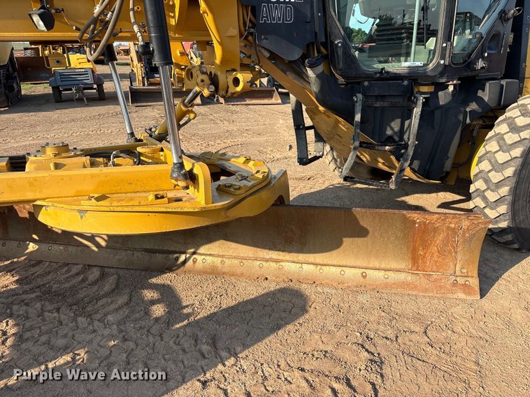 image for item FC2509 2013 Caterpillar 140M2 AWD motor grader