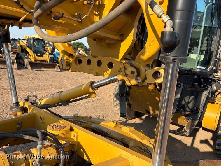 image for item FC2509 2013 Caterpillar 140M2 AWD motor grader
