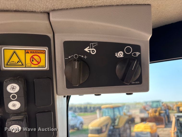 image for item FC2509 2013 Caterpillar 140M2 AWD motor grader