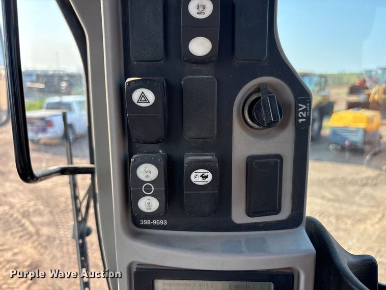 image for item FC2509 2013 Caterpillar 140M2 AWD motor grader