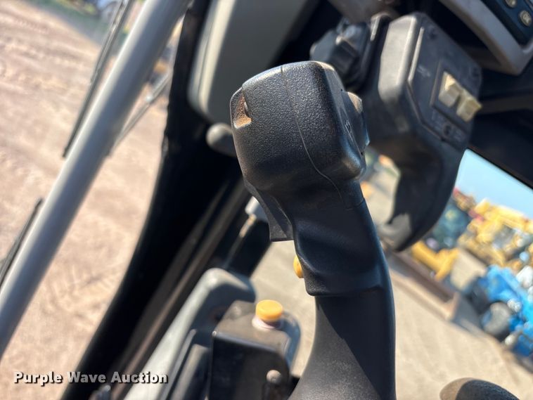 image for item FC2509 2013 Caterpillar 140M2 AWD motor grader