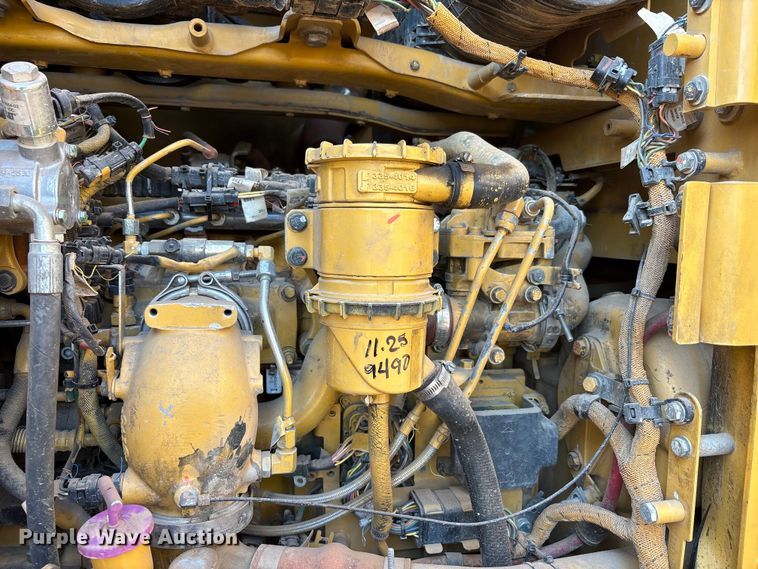 image for item FC2509 2013 Caterpillar 140M2 AWD motor grader