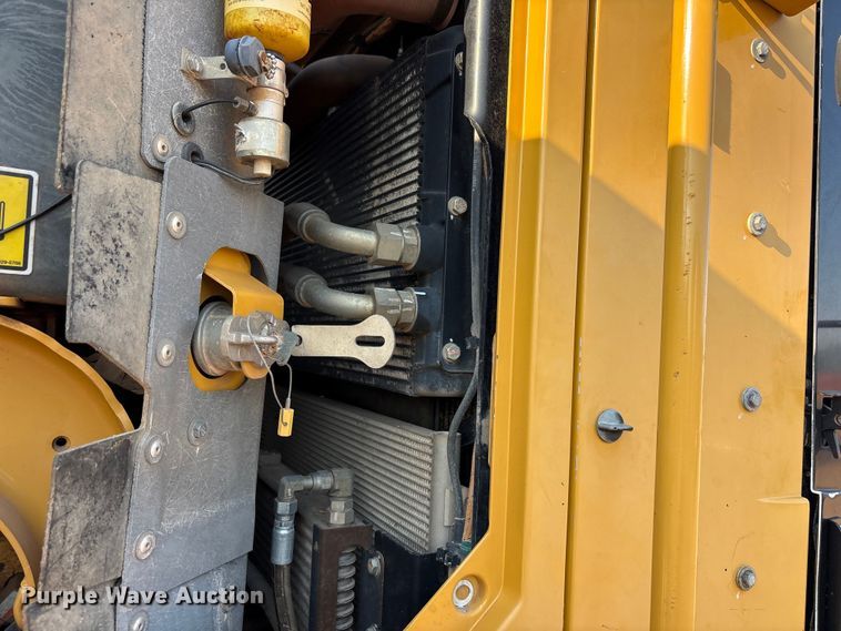 image for item FC2509 2013 Caterpillar 140M2 AWD motor grader