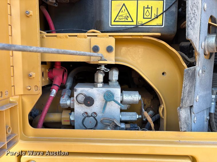 image for item FC2509 2013 Caterpillar 140M2 AWD motor grader