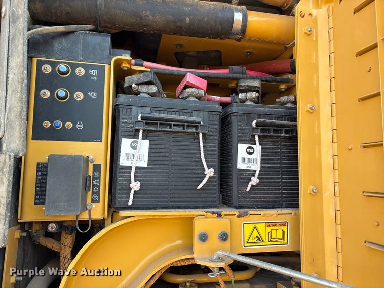 image for item FC2509 2013 Caterpillar 140M2 AWD motor grader