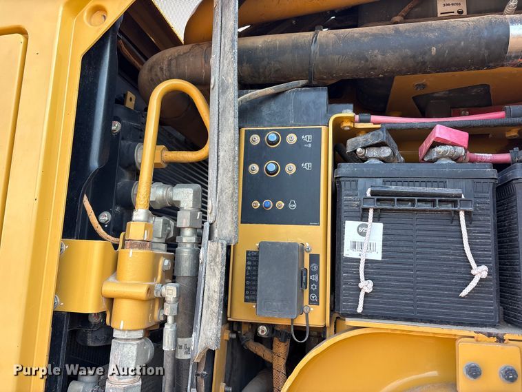 image for item FC2509 2013 Caterpillar 140M2 AWD motor grader