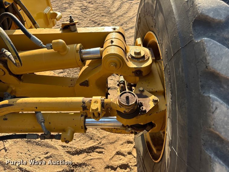 image for item FC2509 2013 Caterpillar 140M2 AWD motor grader