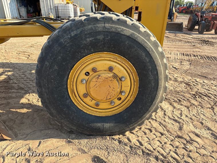 image for item FC2509 2013 Caterpillar 140M2 AWD motor grader